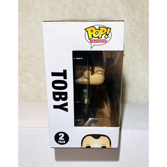 Funko Pop! Vinyl: The Office - 2 Pack - Toby vs Michael Vaulted Vinyl Figures - Picture 4 of 5